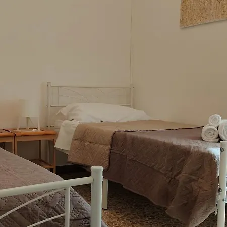 Venerdi House Apartment *